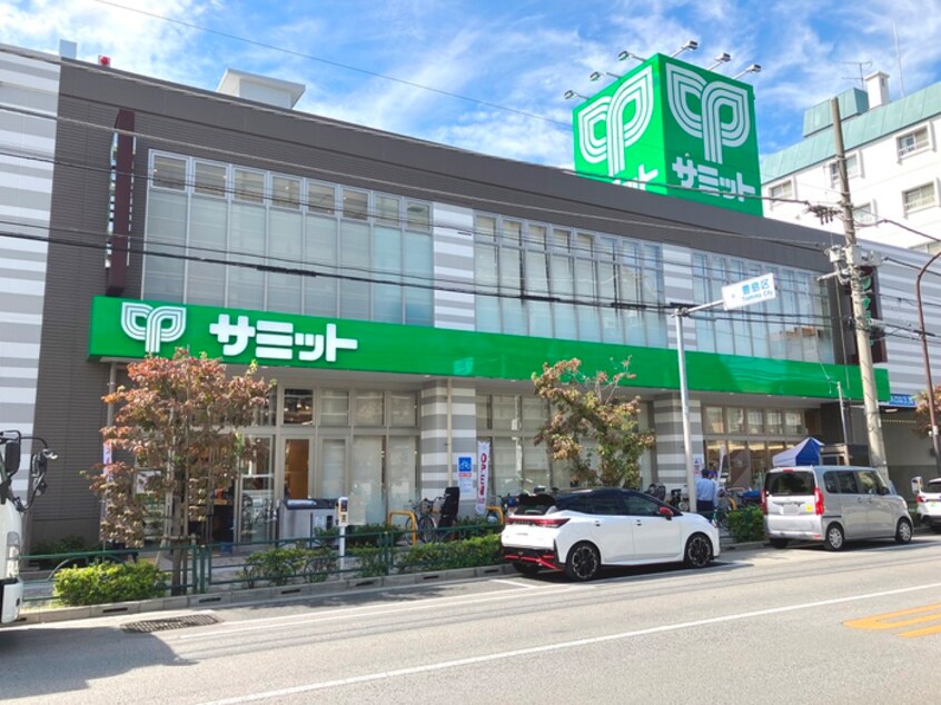 サミットストア 新大塚千川通り店(スーパー)まで92m シーズンフラッツ新大塚