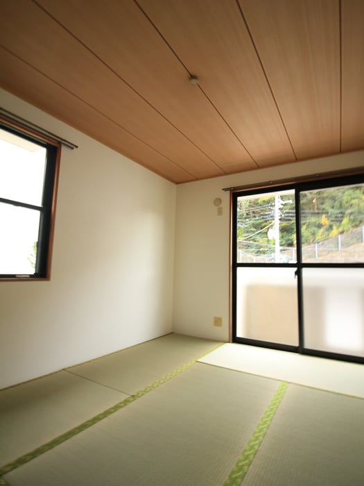 居室 ﾄﾞﾐｰﾙ小坪