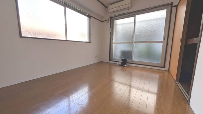 居室 レジデンス．アシムラ