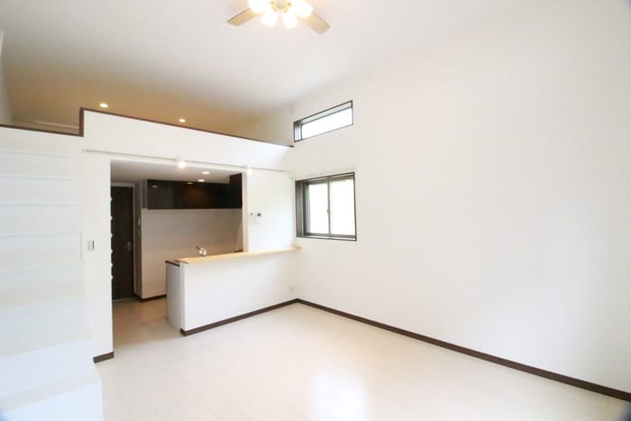 居室 シュロス・ロゼ