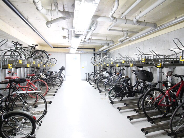 駐輪場 セントラルプレイス新宿御苑