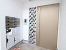 エントランス部分 ＧＲＡＮＤＴＩＣ　蓮田