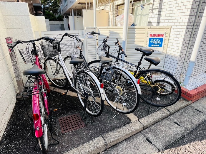 駐輪場 サンドエル平塚
