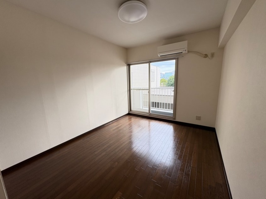 居室 ヒルズ青山