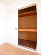 収納 バ－ドピア秋津２号館