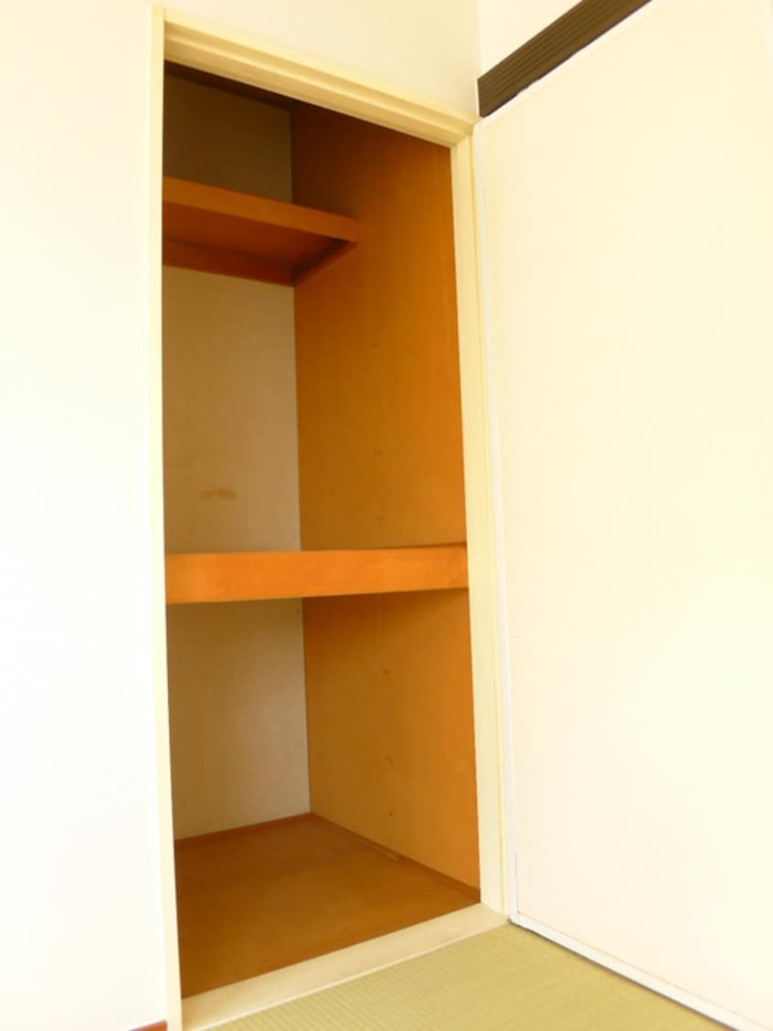 収納 バ－ドピア秋津２号館