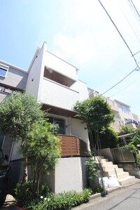Bloemen Kakinokizaka