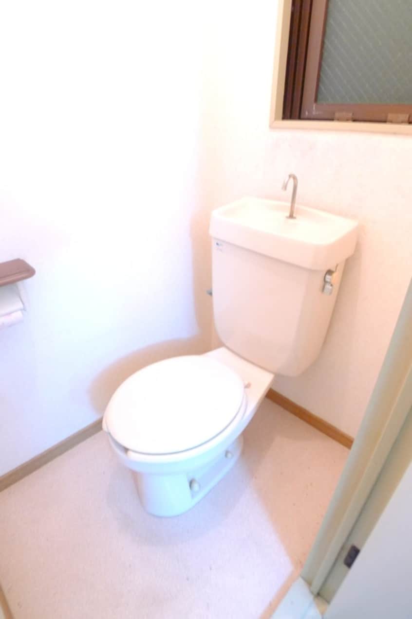 トイレ クレインハウス