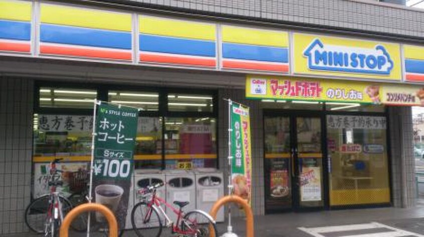 ミニストップ深大寺東町店(コンビニ)まで491m 南台コーポ