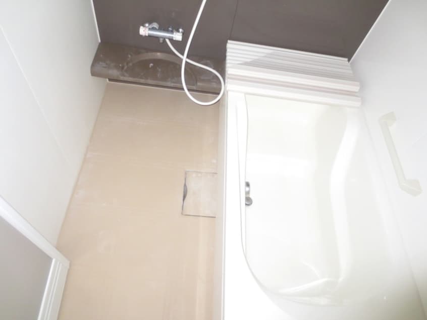 バス／シャワールーム等 アージョ3