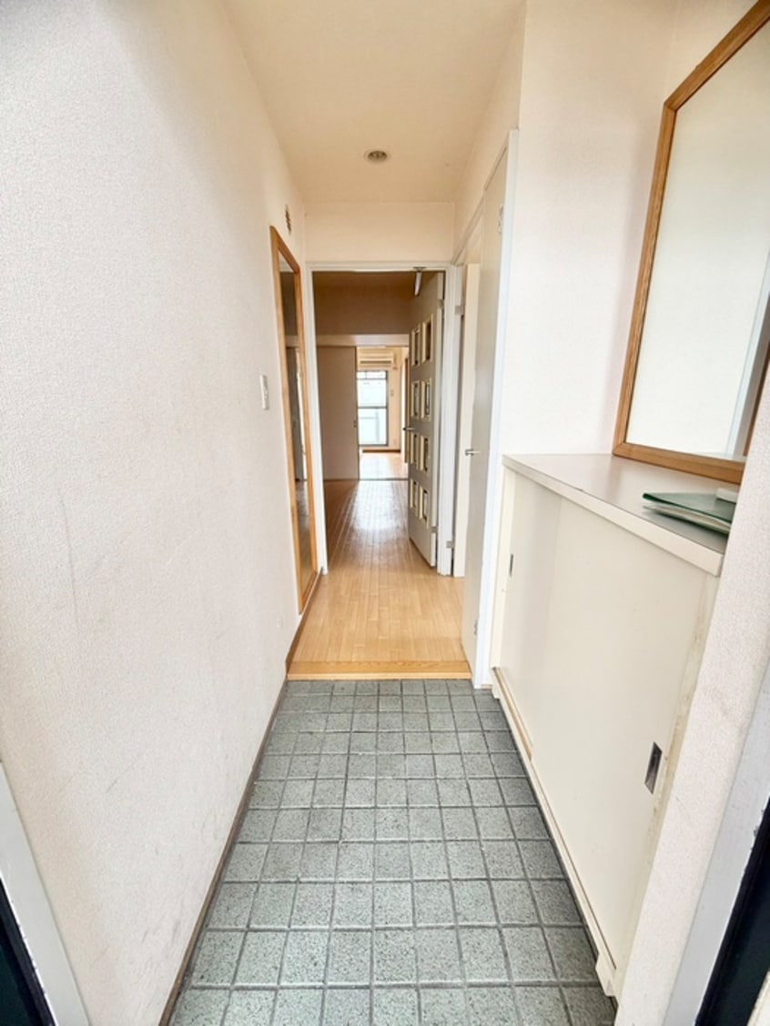 玄関 コアロ－ド与野