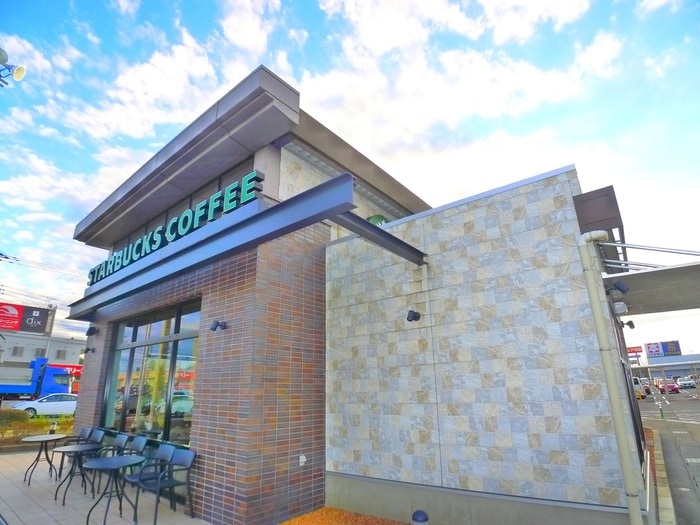 スターバックスコーヒー(カフェ)まで3340m グラース・アヴェニュー