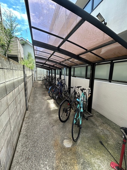 駐輪場 シャトレーヌ桜堤
