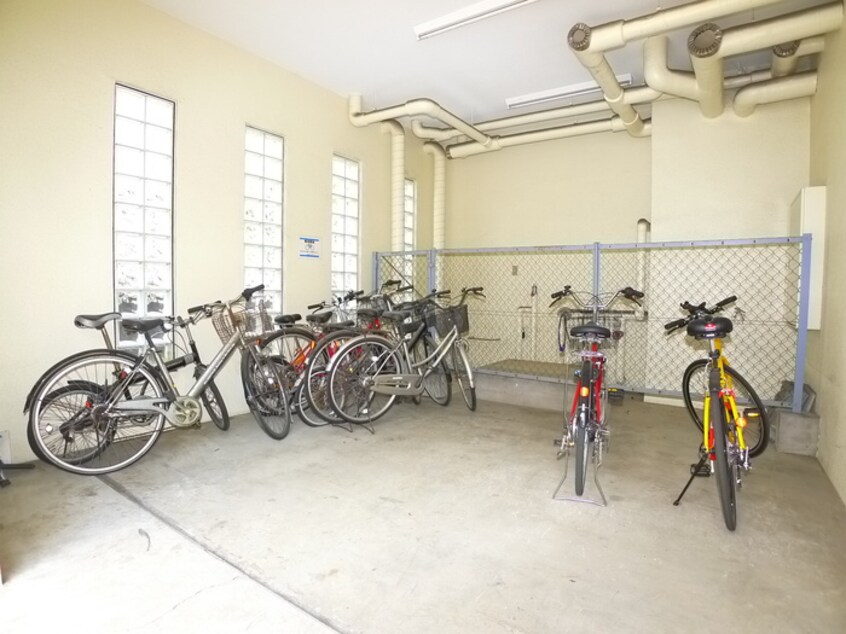 駐輪場 メゾン協心