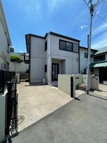 谷戸町１丁目貸家