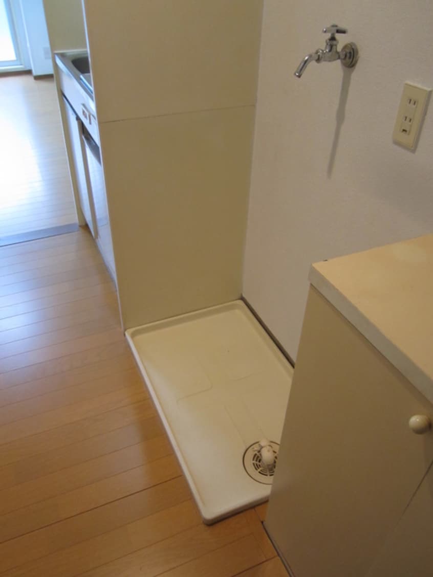 洗濯機置場 シャトー川島