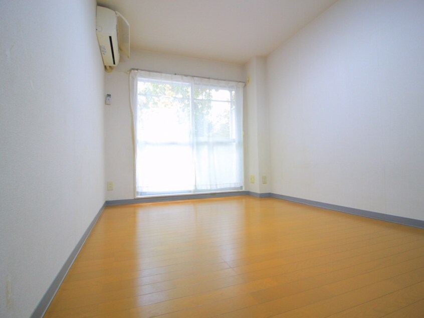 居室 シャトー川島