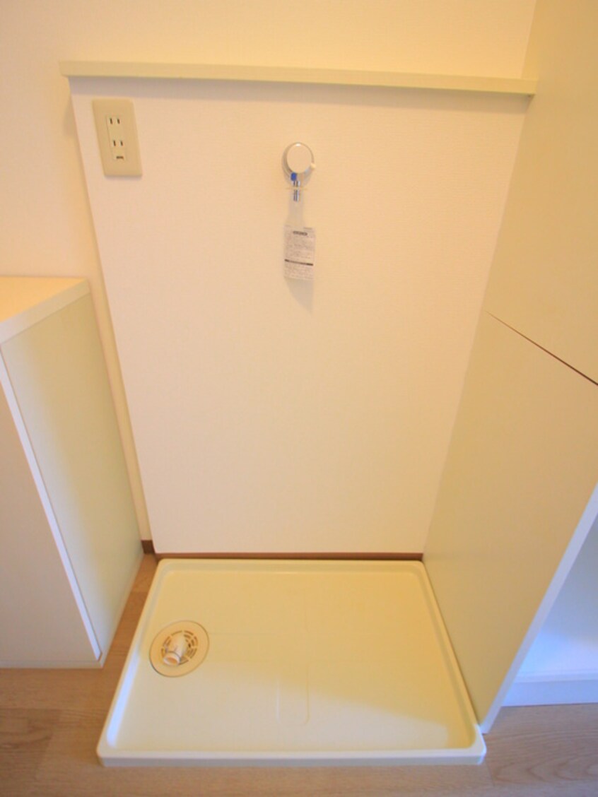 洗濯機置場 シャトー川島