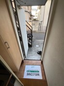 玄関 メゾン横浜岸谷