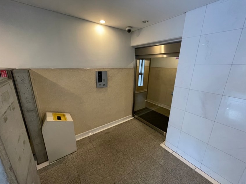 エントランス部分 ｵｰﾊﾟｽﾎｰﾑｽﾞ八丁堀