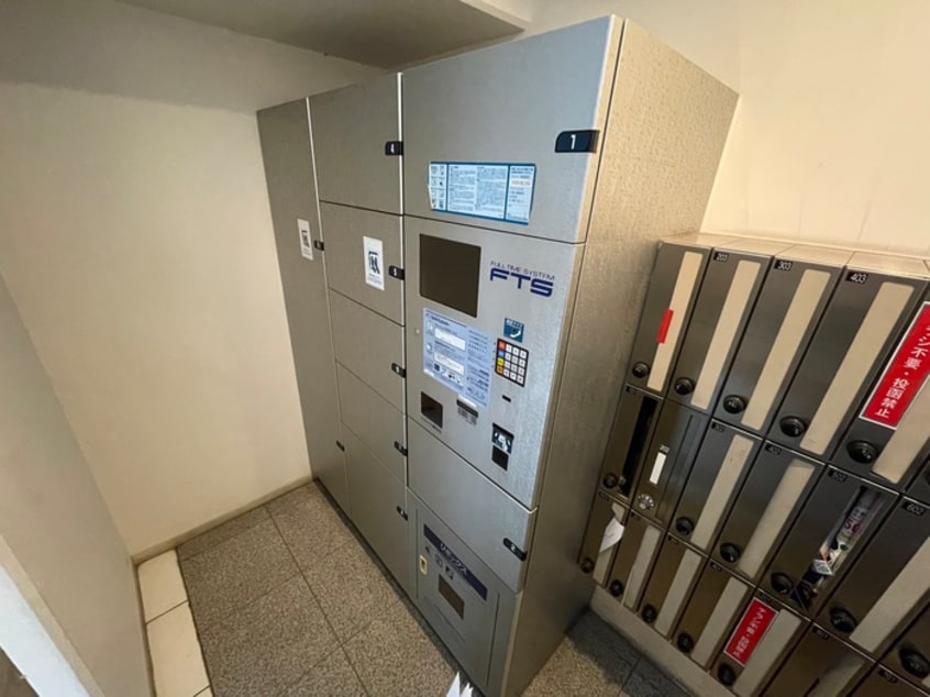 エントランス部分 ｵｰﾊﾟｽﾎｰﾑｽﾞ八丁堀