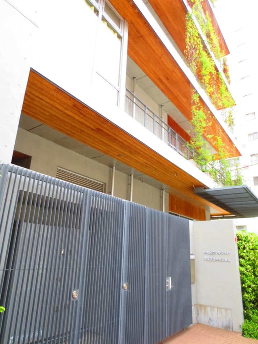 中央小学校(小学校)まで200m ｵｰﾊﾟｽﾎｰﾑｽﾞ八丁堀