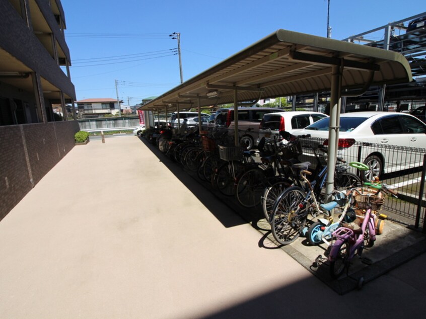 駐輪場 エスポワ－ルいずみ野