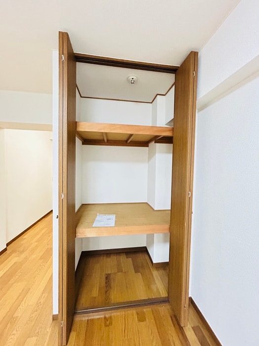 収納 青葉台フォルテ