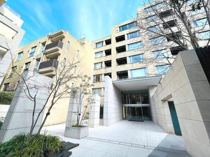 ミッドガーデン赤坂氷川(515)