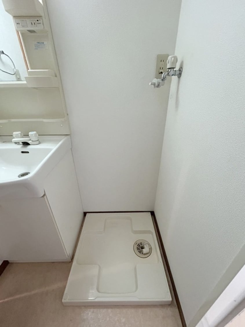 洗濯機置場 Ｄ．Ｈ．ｅｌｕａ