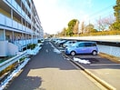 駐車場 ビレッジハウス亀井野1号棟