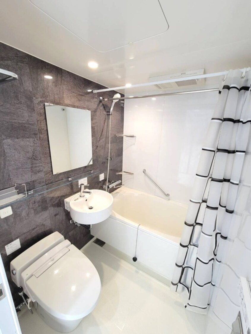 バス／シャワールーム等 ｲﾝﾍﾟﾘｱﾙ六本木１号館