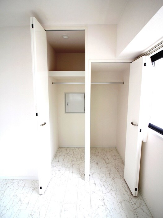 収納 ｲﾝﾍﾟﾘｱﾙ六本木１号館