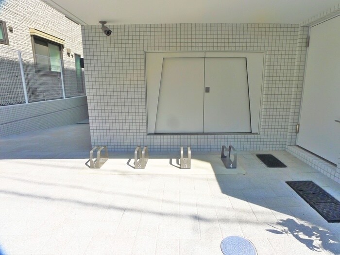 駐輪場 ユリカロゼAZ亀有