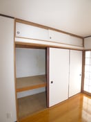 収納 轟花沢マンション