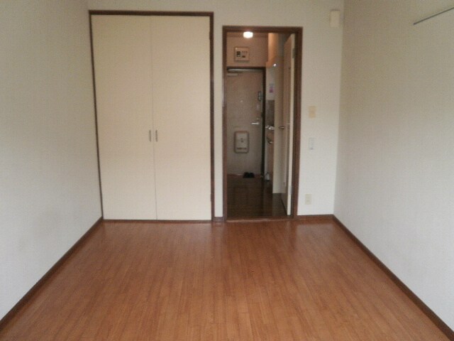 居室 吉原ハイツ