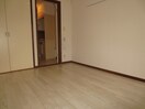居室 吉原ハイツ