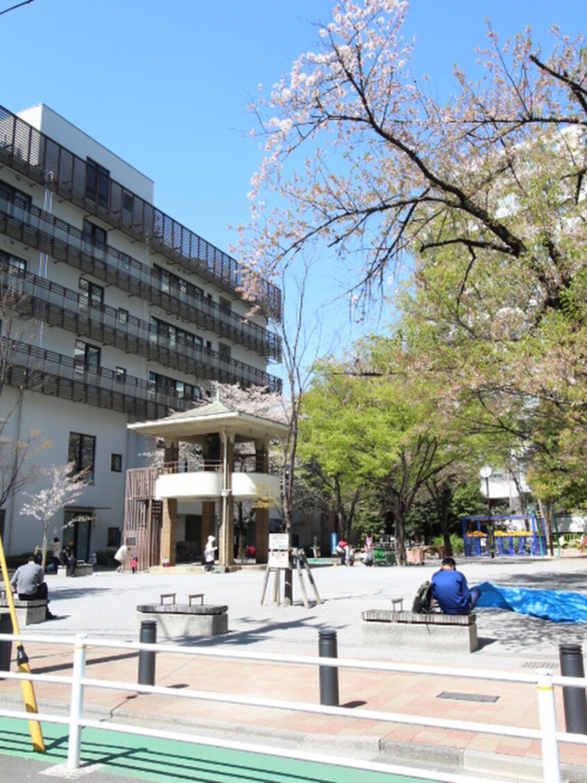 十思公園(公園)まで740m ﾗｸﾗｽ日本橋久松町