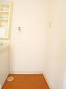 洗濯機置場 ヒルトップオオクマB