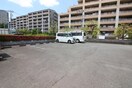 駐車場 ルピナス１