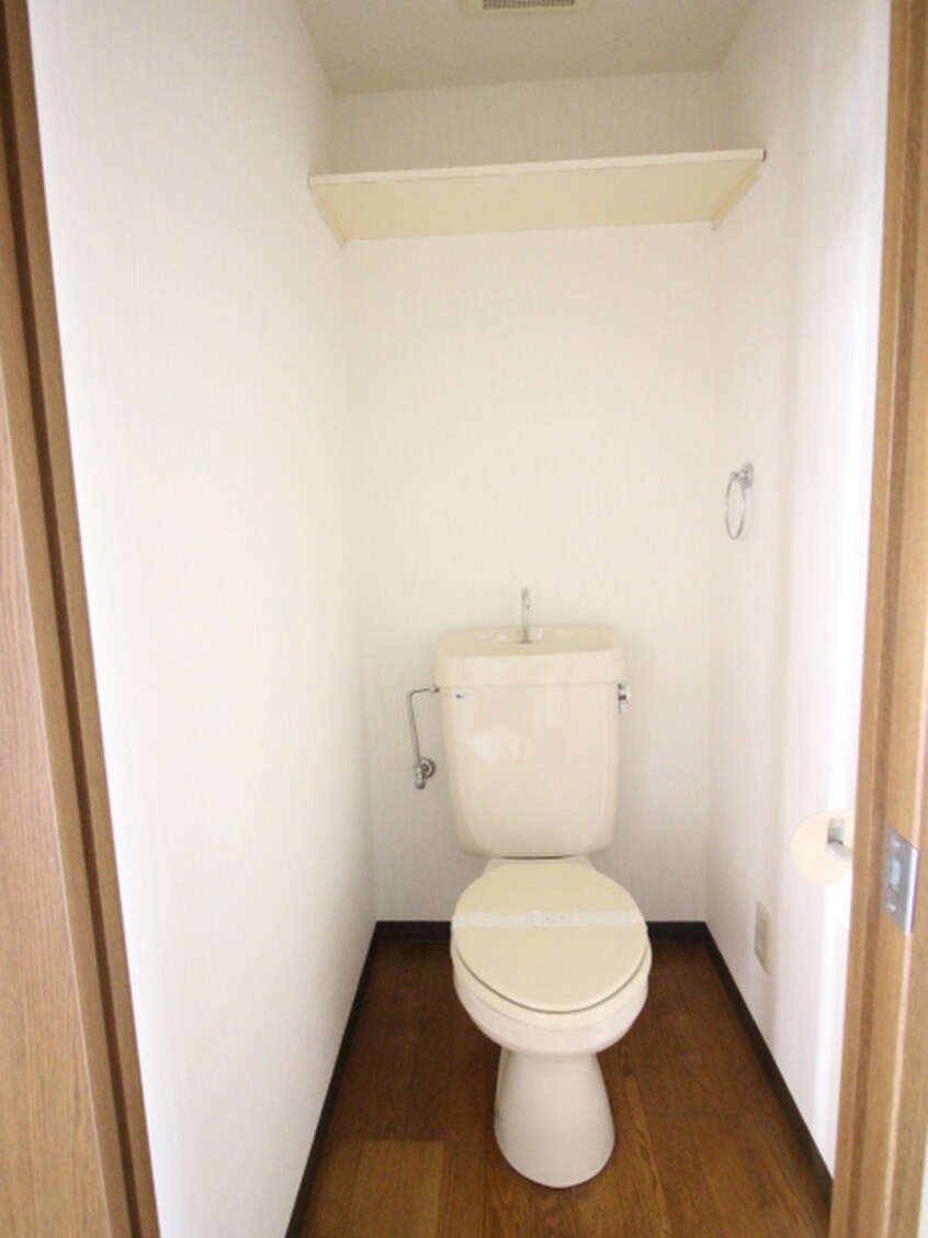 トイレ ルピナス１