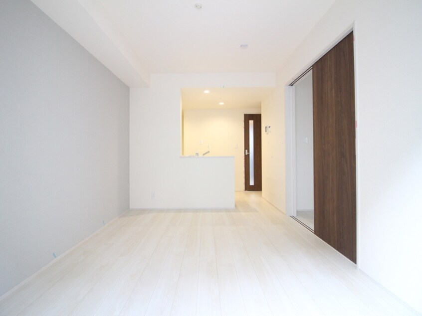 居室 リーブルファイン足立南花畑