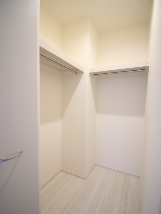 収納 リーブルファイン足立南花畑