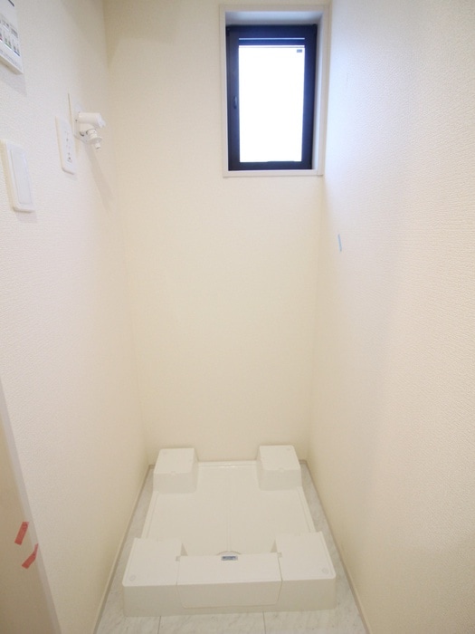 洗濯機置場 リーブルファイン足立南花畑