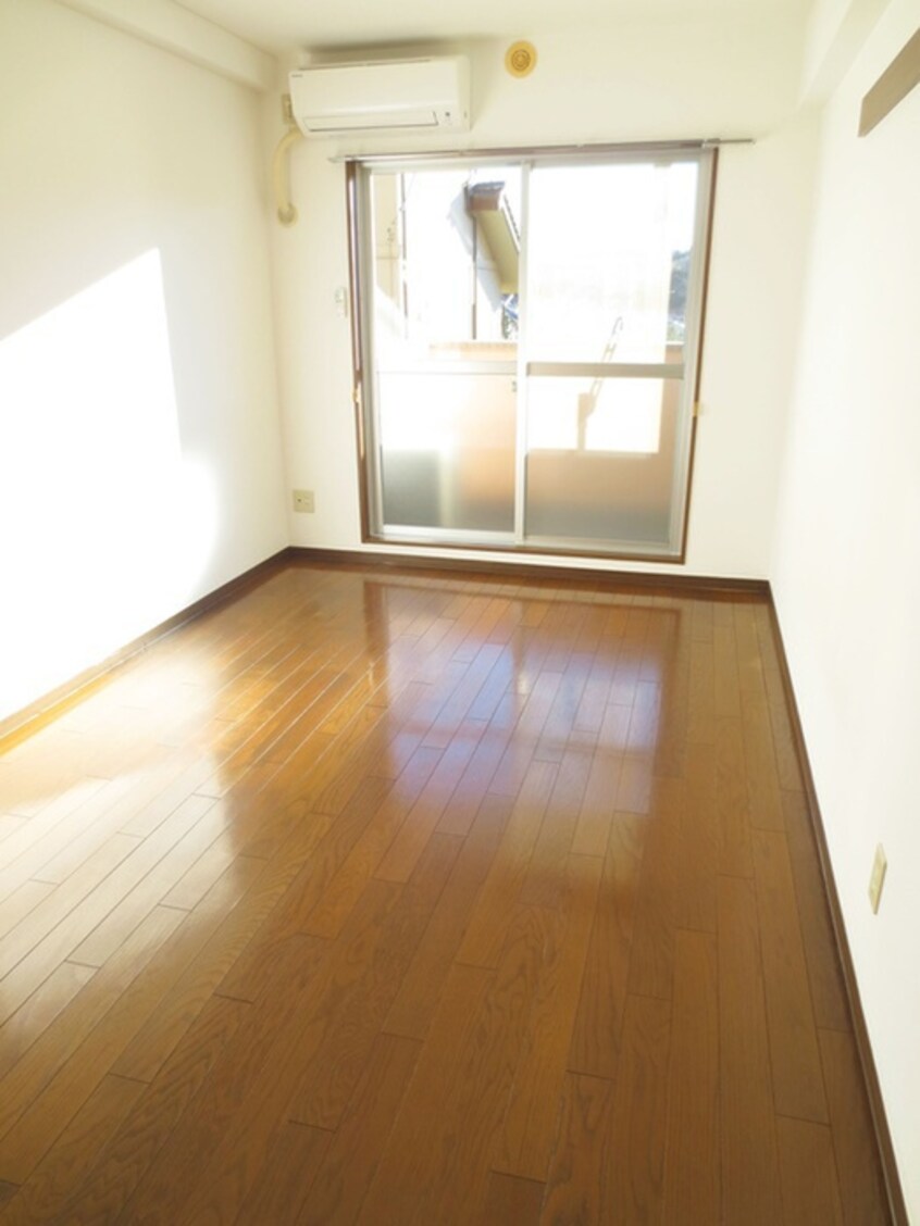 居室 ルピナス５