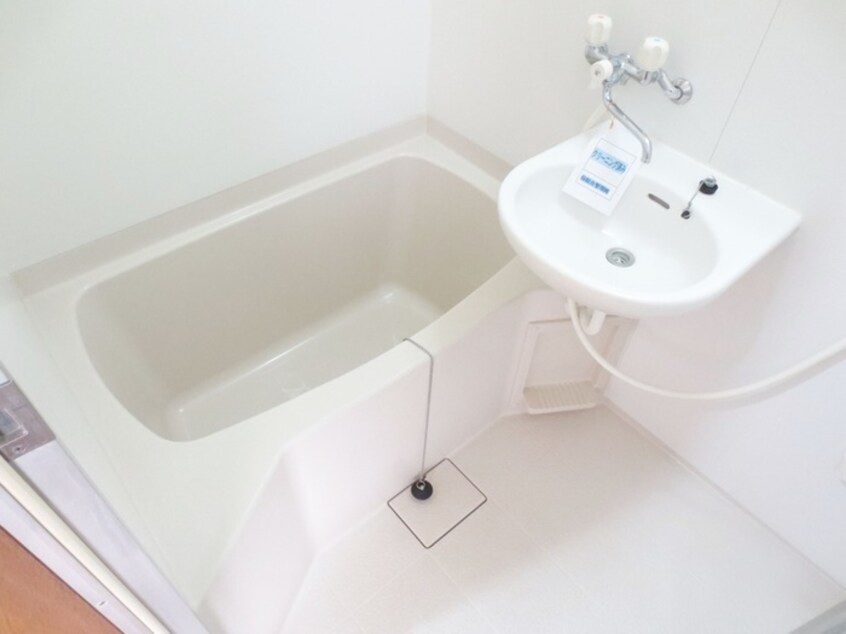 バス／シャワールーム等 ルピナス５