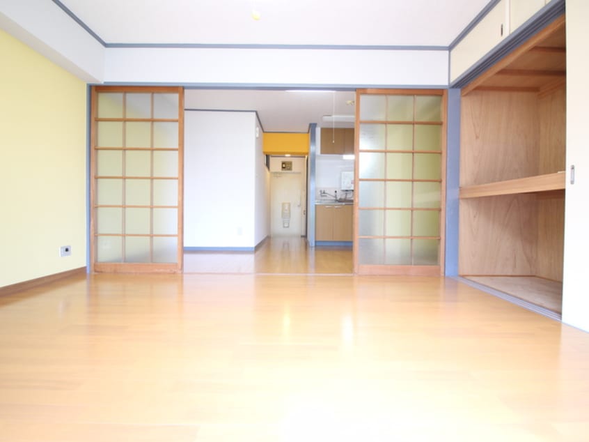居室 和興ビル