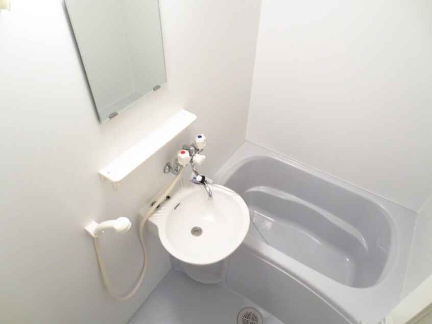 バス／シャワールーム等 ルピナス７