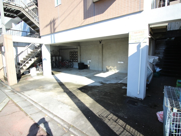 駐車場 コーポヒルサイド