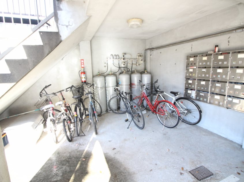 駐輪場 コーポヒルサイド